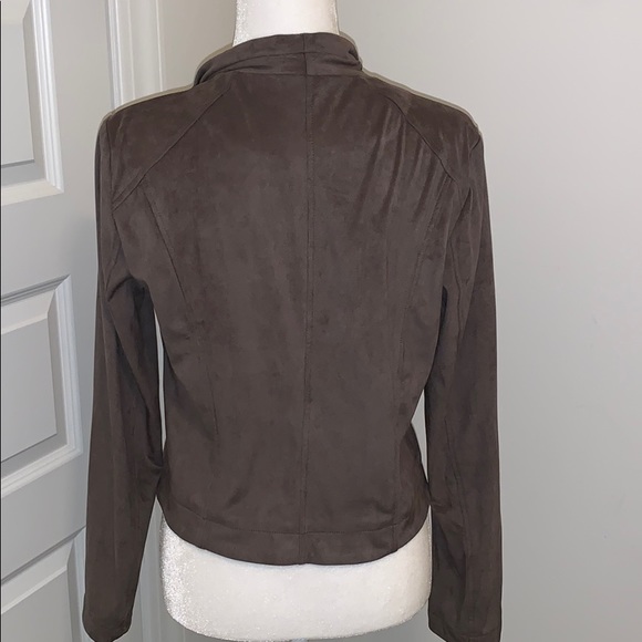 GF Jacket - Picture 3 of 8
